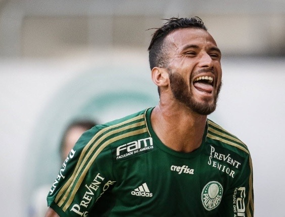 Palmeiras perde chance de botar a mão na taça