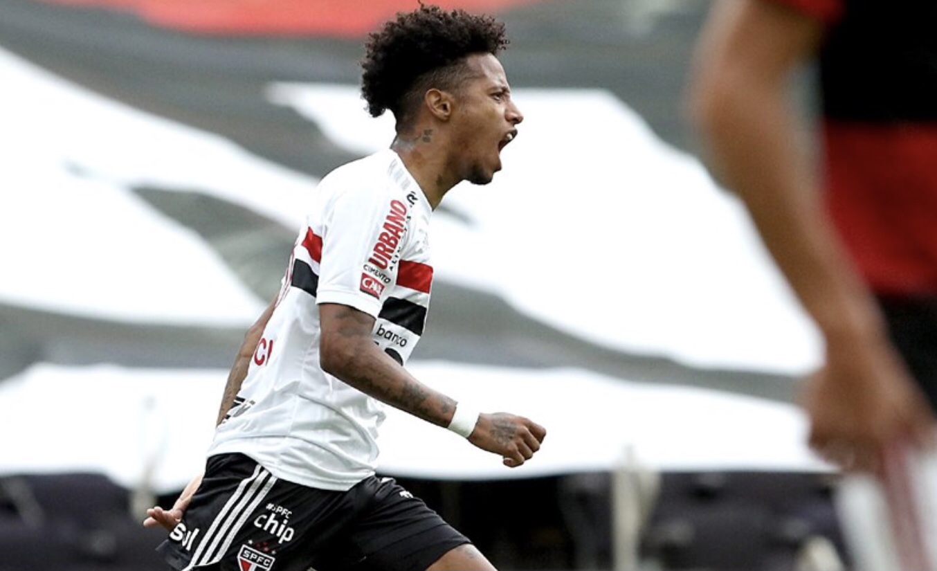 Negócio fechado! Isla é o novo jogador do Flamengo até 2022 - Urubu  Interativo